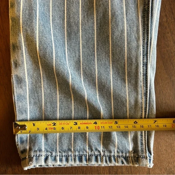 American Eagle Jeans Womens Size 8 Striped Mom Jean Medium Wash Denim High Rise - Picture 14 of 14